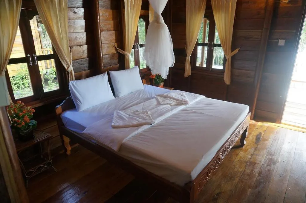 Romdoul Koh Rong Hotel Sihanoukville 3*,