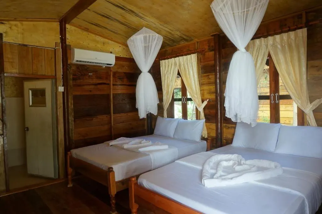 Romdoul Koh Rong Hotel Sihanoukville 3*,