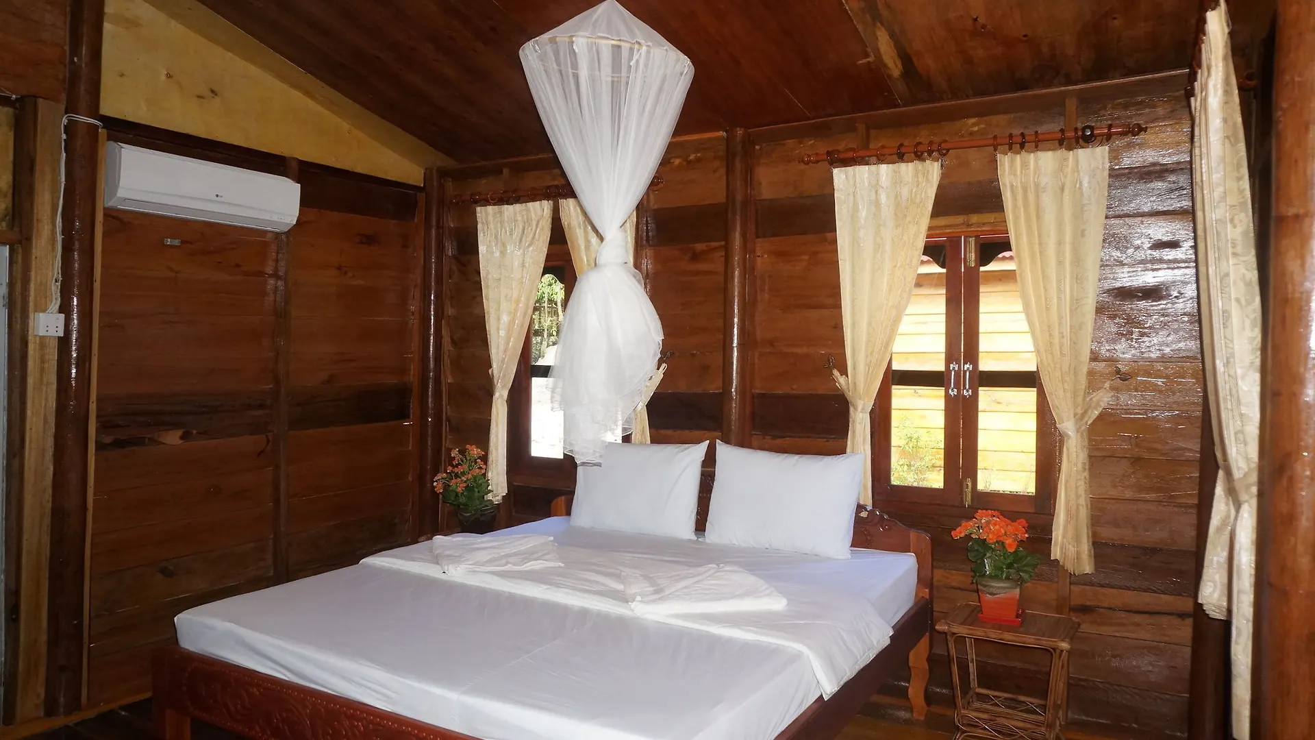 *** Resort Romdoul Koh Rong Hotel Sihanoukville Cambodia